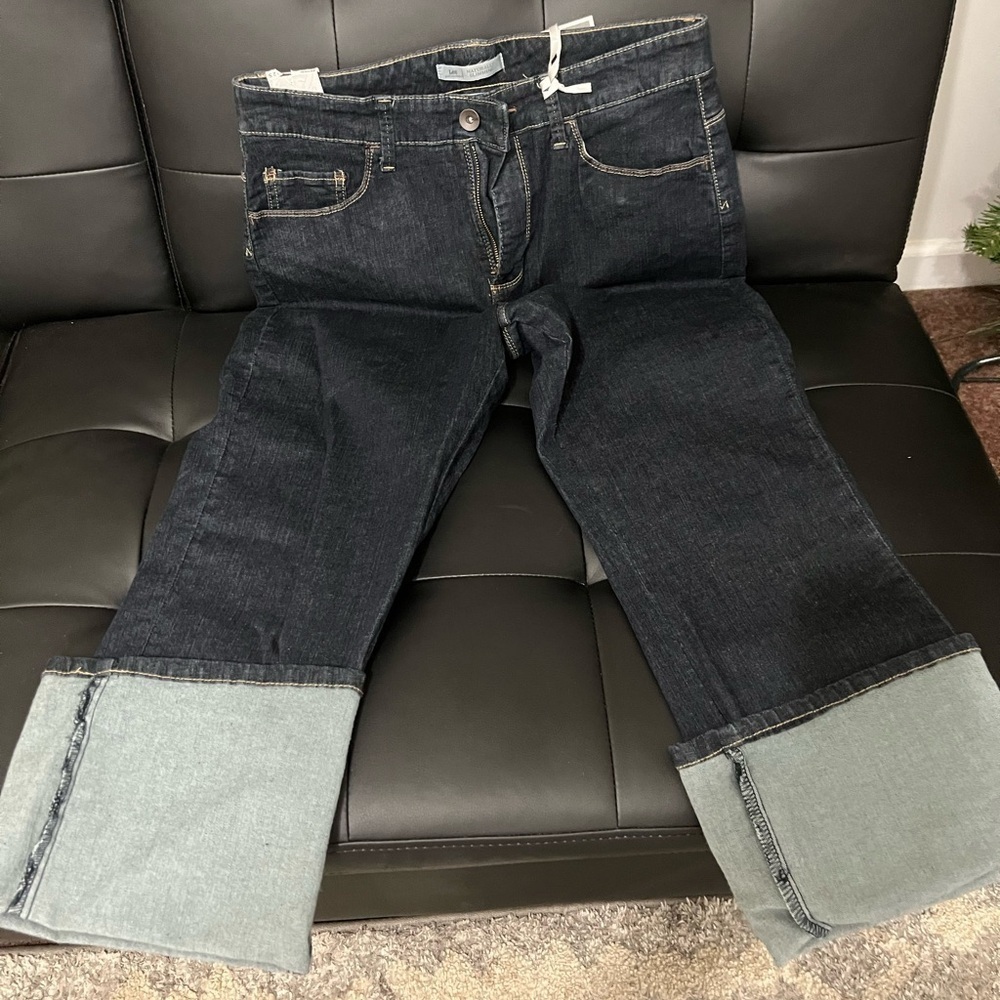 Women’s Lee Blue Relaxed Jeans with Wide Rolled Cuffs